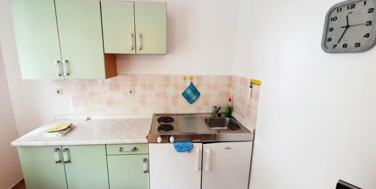 Cecillia Mare Apartments โรวีน ภายนอก รูปภาพ