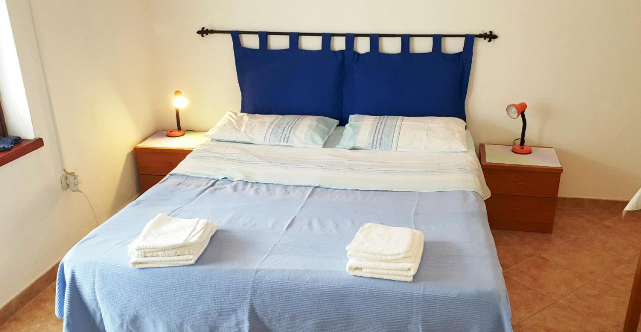 Cecillia Mare Apartments โรวีน ภายนอก รูปภาพ