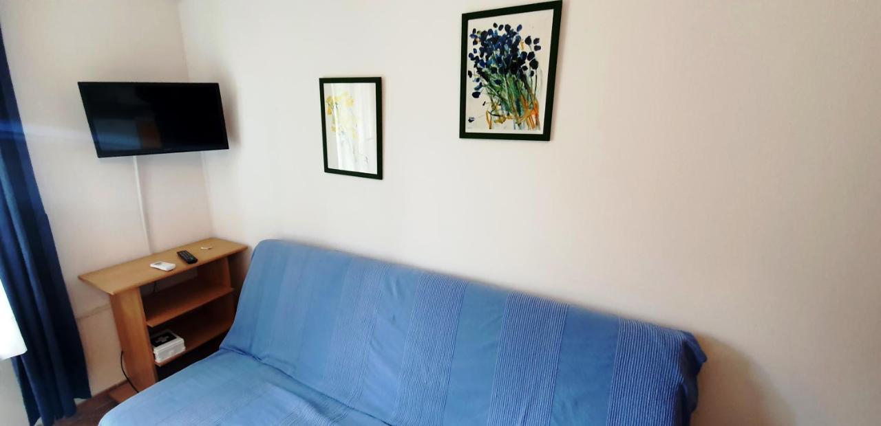 Cecillia Mare Apartments โรวีน ภายนอก รูปภาพ